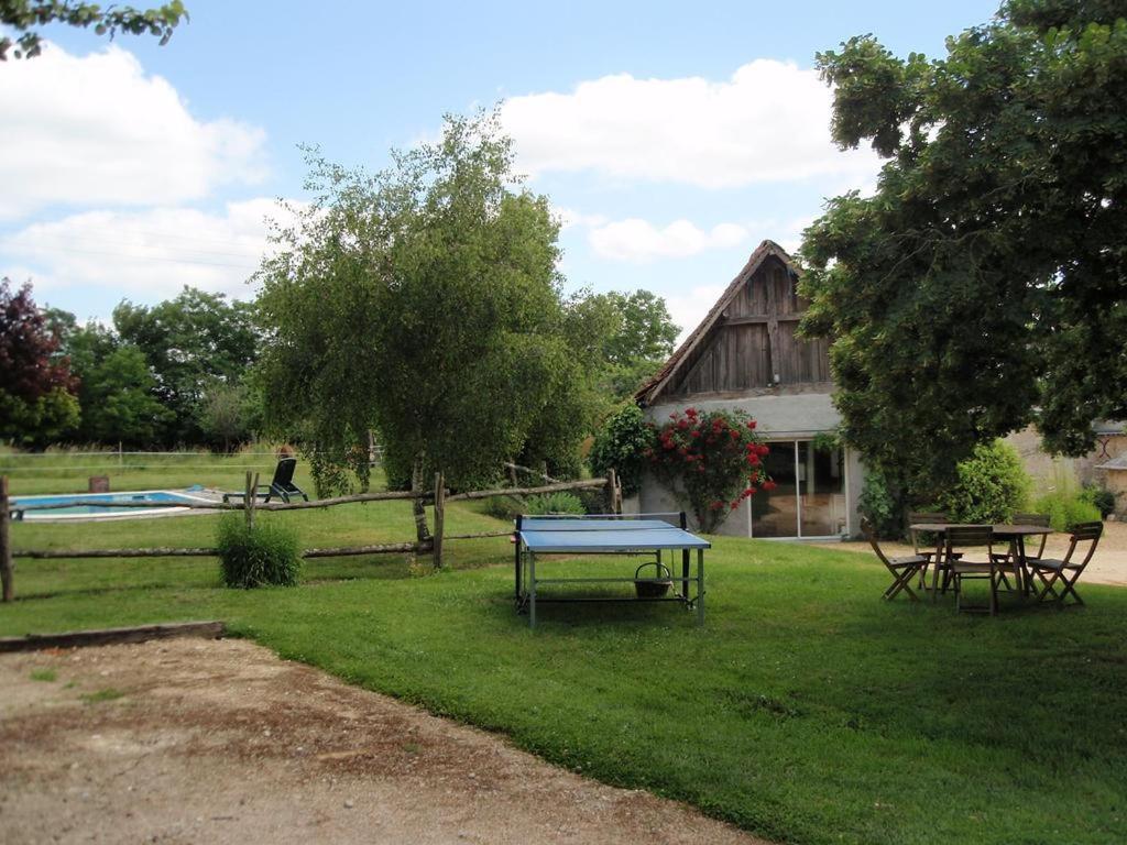 Les Roberderies Hotel Broc Bagian luar foto