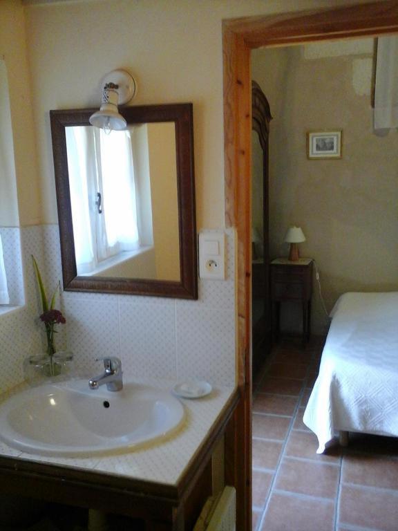 Les Roberderies Hotel Broc Bagian luar foto