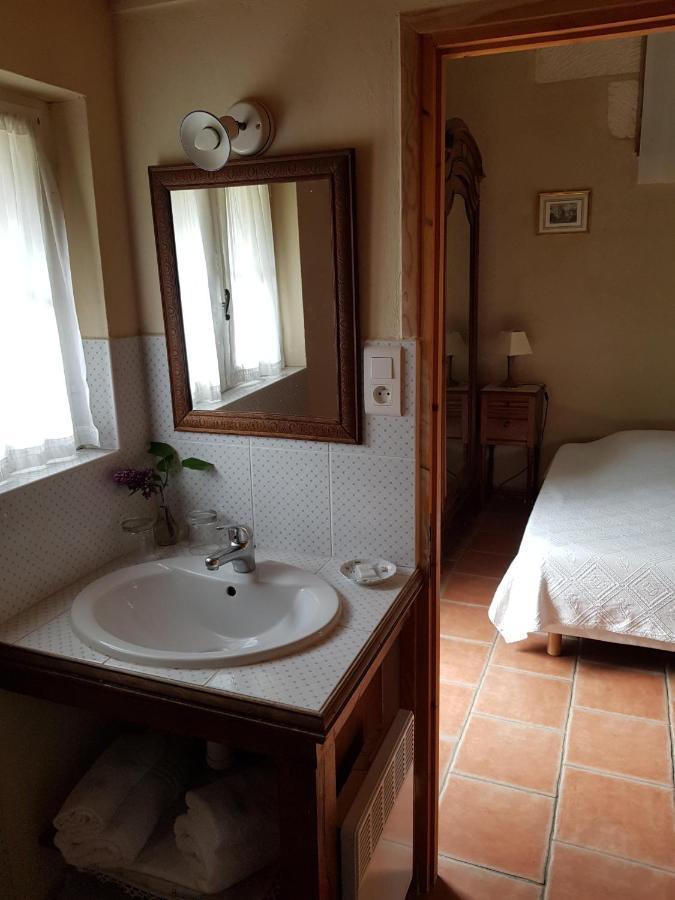 Les Roberderies Hotel Broc Bagian luar foto
