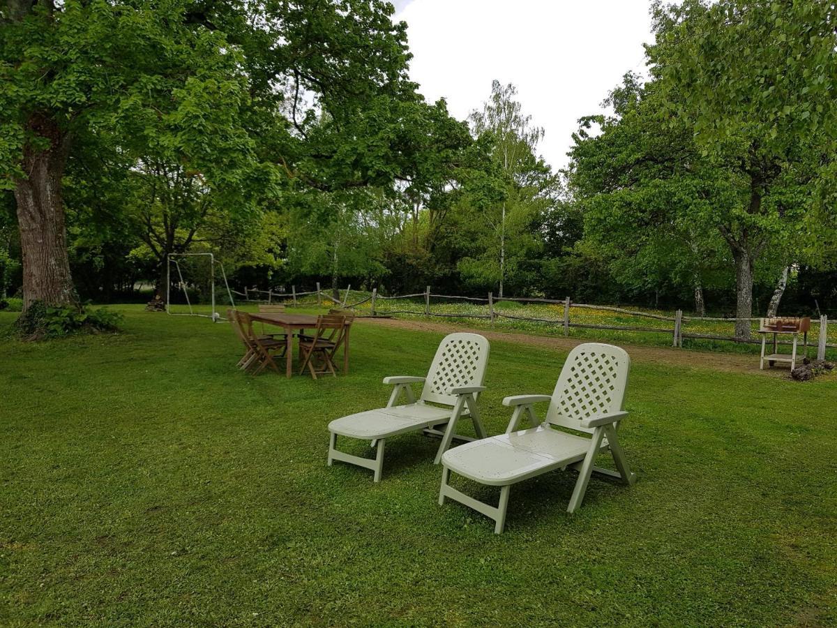 Les Roberderies Hotel Broc Bagian luar foto